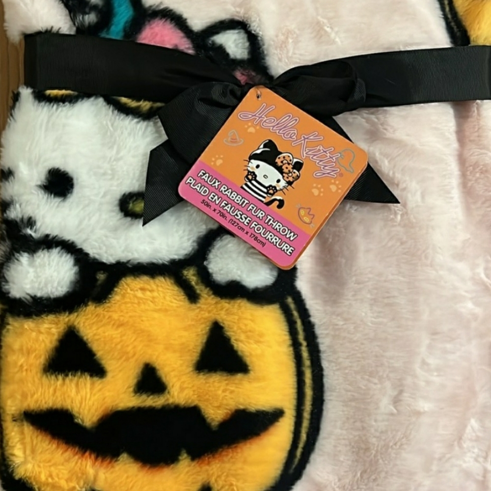 hello kitty blanket throw